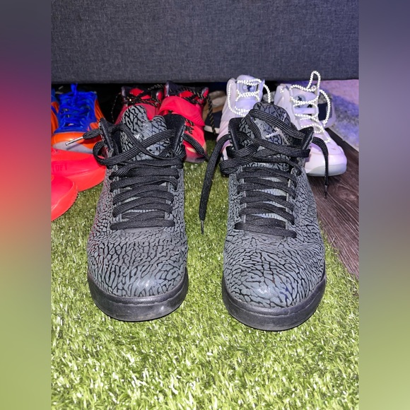 Jordan 5 size 10.5 - Picture 2 of 4